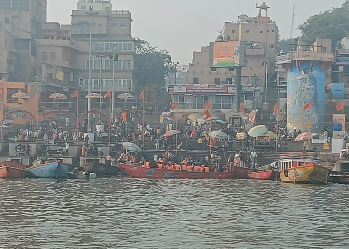 Varanasi Heritage Walk - River & Lanes Walk