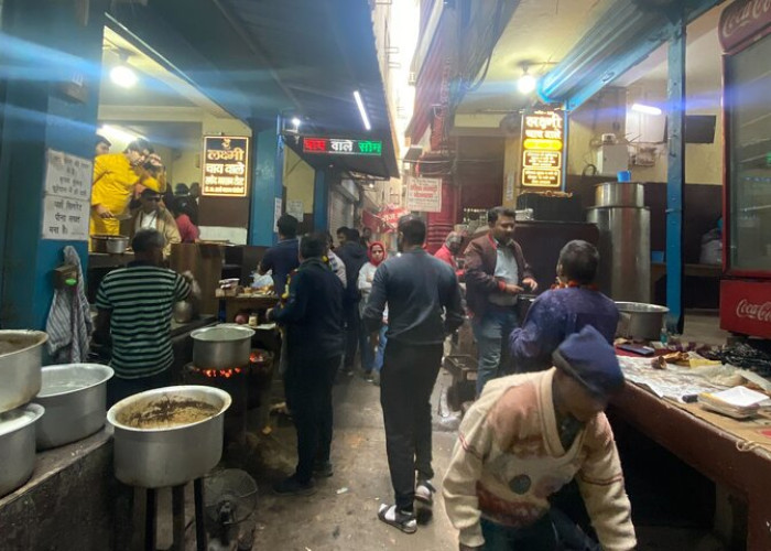 Varanasi Heritage Walk - River & Lanes Walk