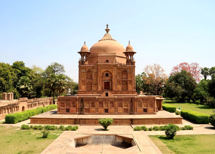 Gaya - Kashi - Prayagraj - Ayodhya - Lucknow